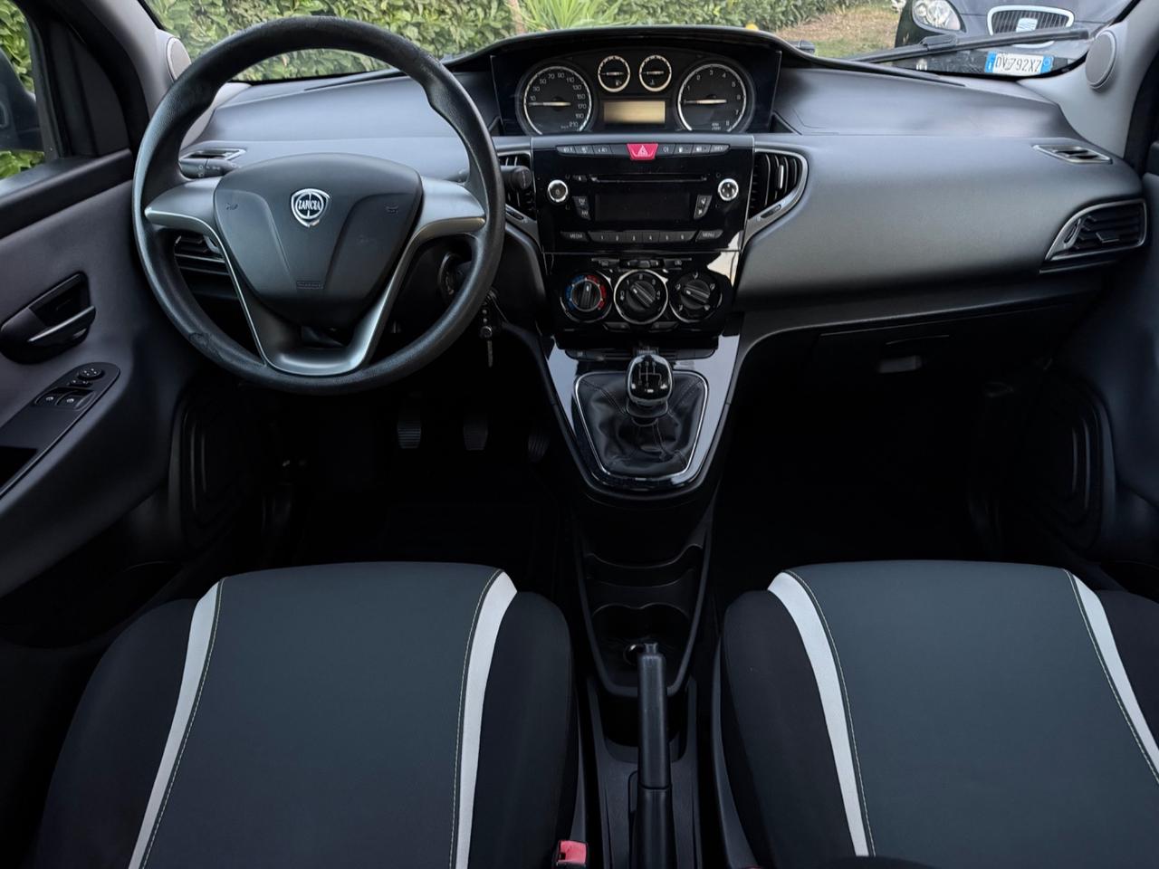 Lancia Ypsilon 0.9 TwinAir 85 CV Metano – 2014