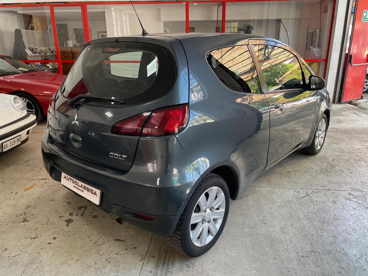 Mitsubishi Colt 1.1 12V 3p. 49.000KM!!!