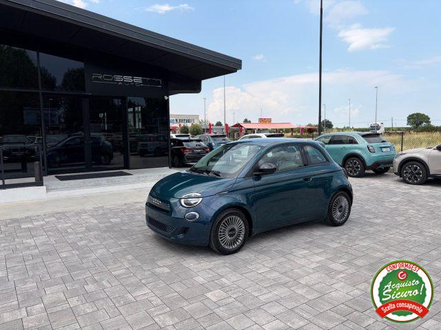 FIAT 500 Hybrid ICON + PACK COMFORT