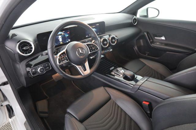MERCEDES-BENZ A 180 A 180 d Automatic Business Extra
