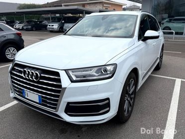 Audi Q7 V6 3.0 TDI 200kW quattro tiptronic