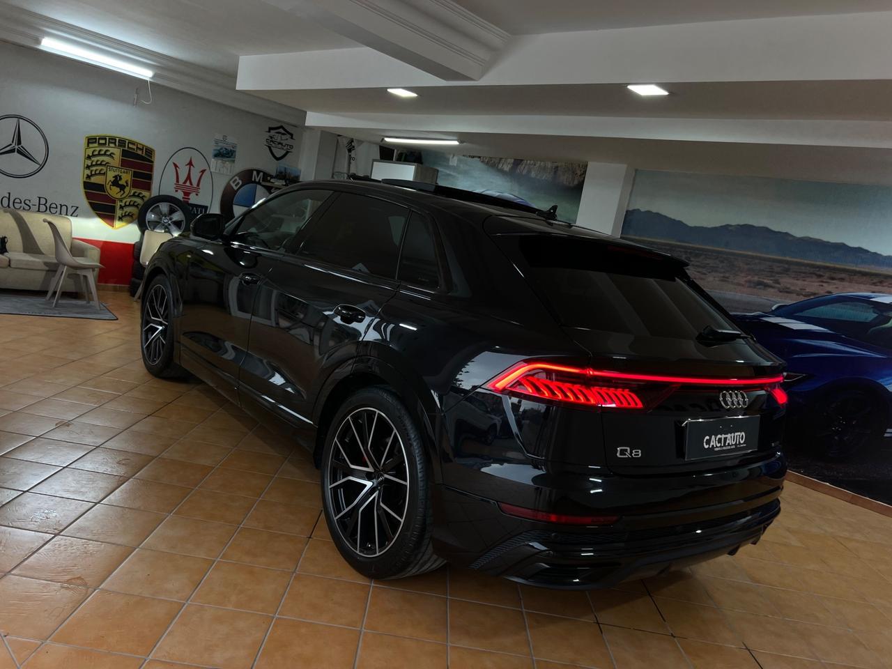 Audi Q8 50 TDI 286 CV quattro tiptronic Sport S line total black full optional