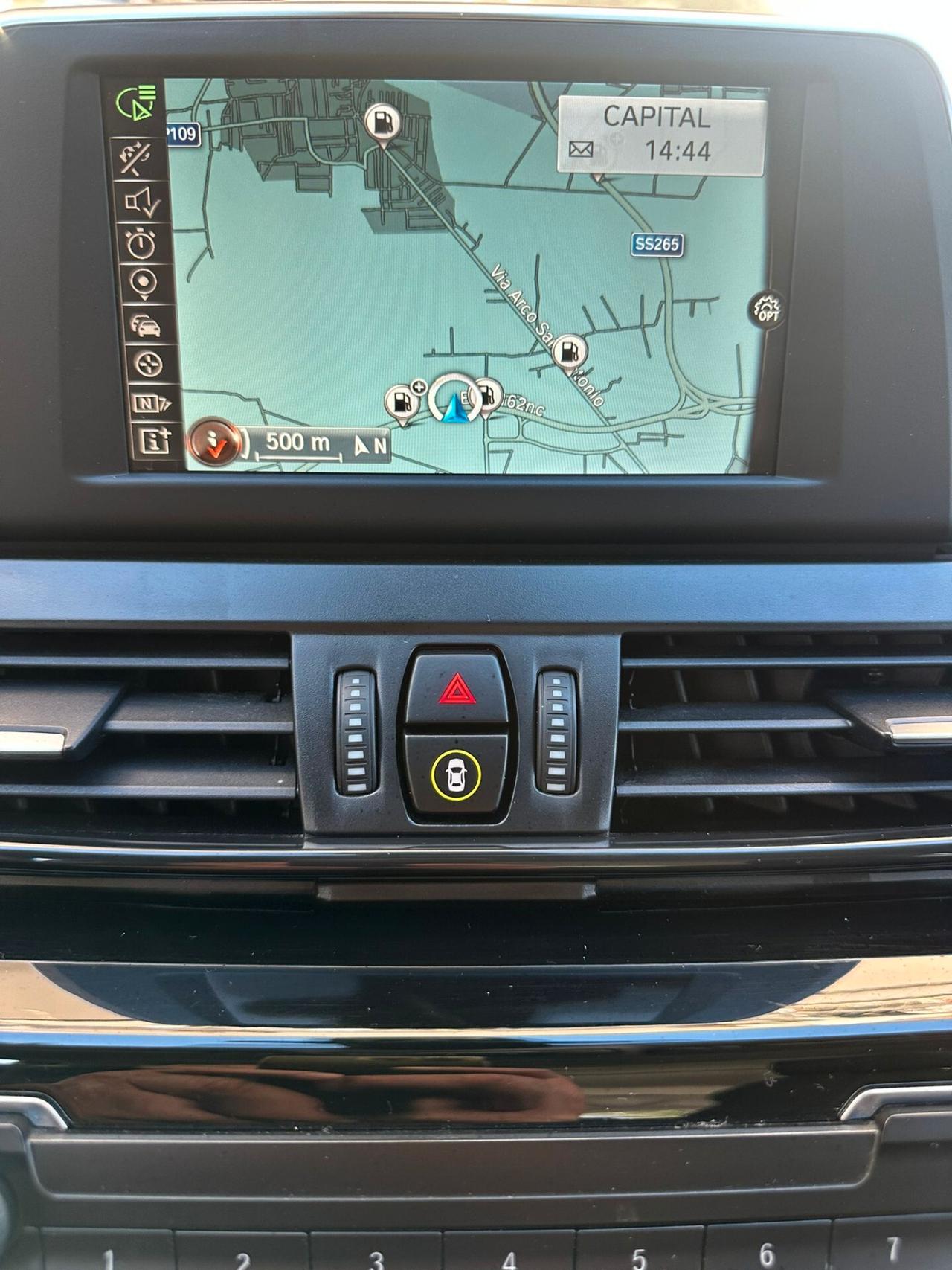 Bmw 2er Active Tourer 218d Advantage