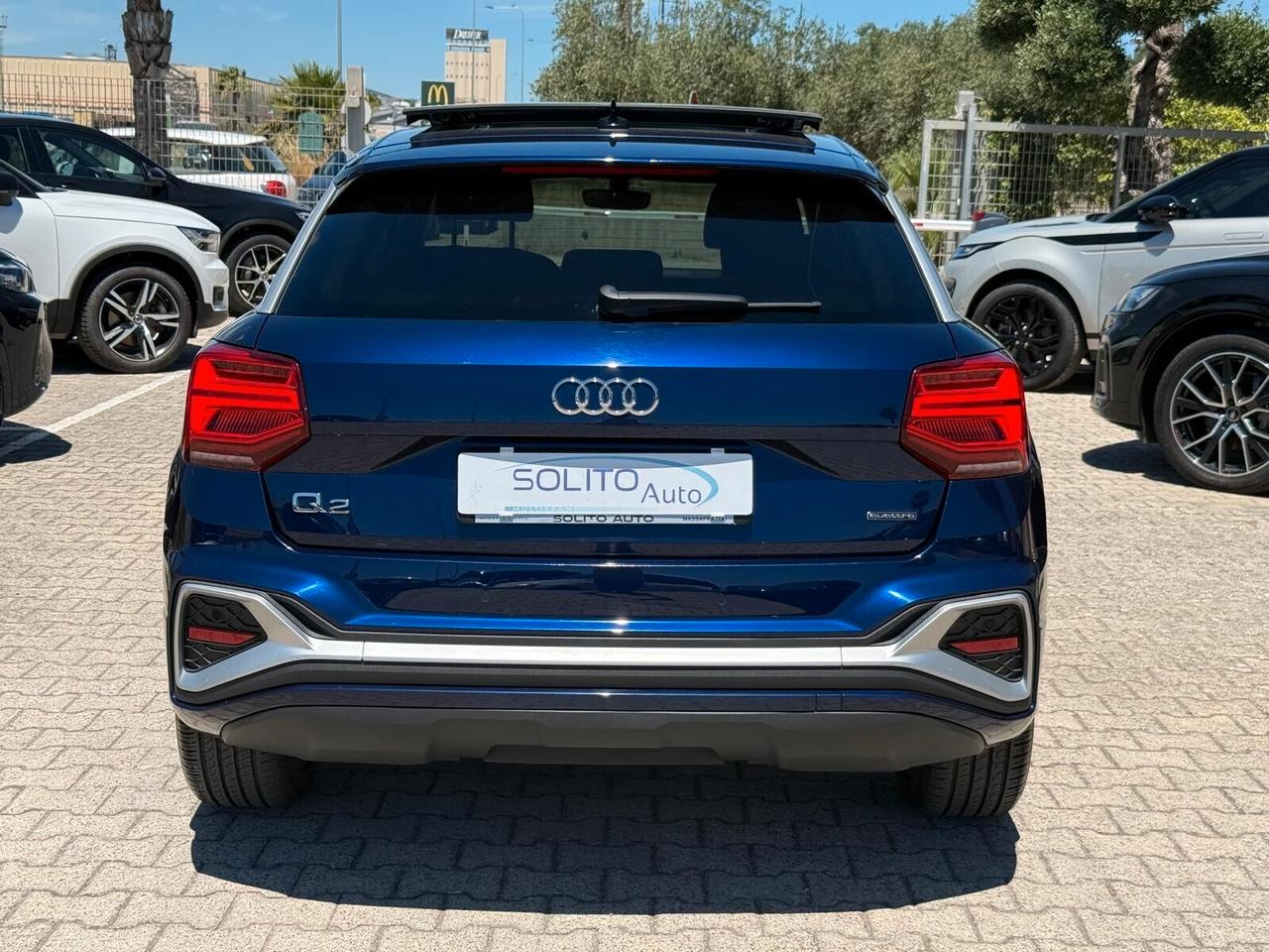 Q2 2.0 150CV quattro S line Edition + TETTO Blu Navarra