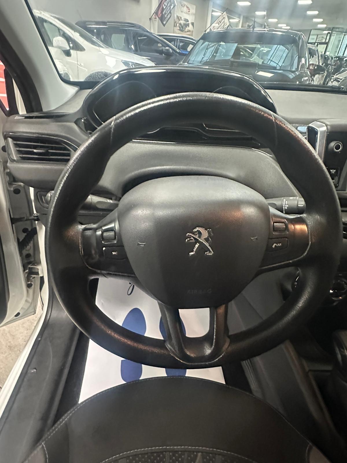 Peugeot 208 1.2 VTi 82 CV Gpl 3P. Allure Ok Neopatentati
