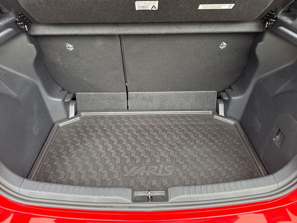 Toyota Yaris 1.5 hybrid Premiere