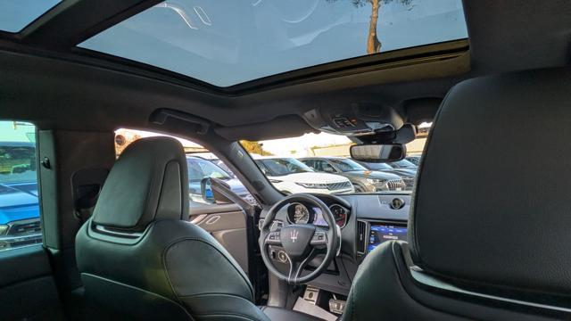 MASERATI Levante V6 AWD 3.0d 349cv ASSIST FRENATA TETTO PANORAMICO
