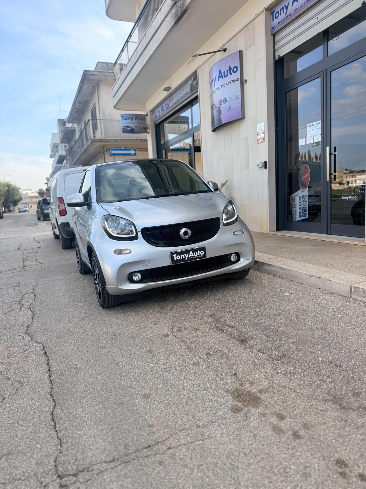 Smart ForTwo 70 c.v. BENZINA 1.0 Passion CON TETTO PANORAMICO,BLOCK SHAFT,FULL LED,BLUETOOTH