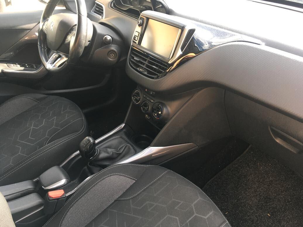 Peugeot 2008 PureTech 82 Allure