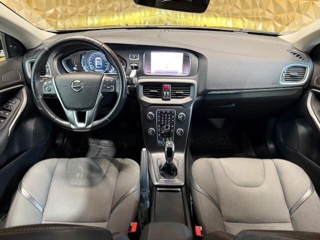 Volvo V40 Cross Country D2 Style Plus