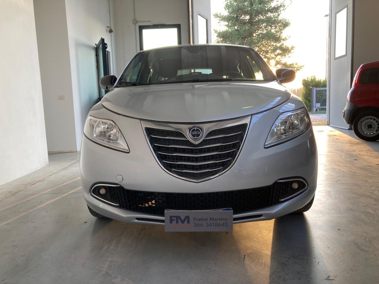 Lancia Ypsilon 1.2 69 CV 5 porte Gold km. Originali