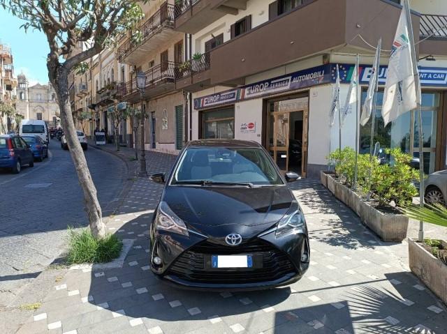 Toyota Yaris 1.5 Hybrid Business 73CV
