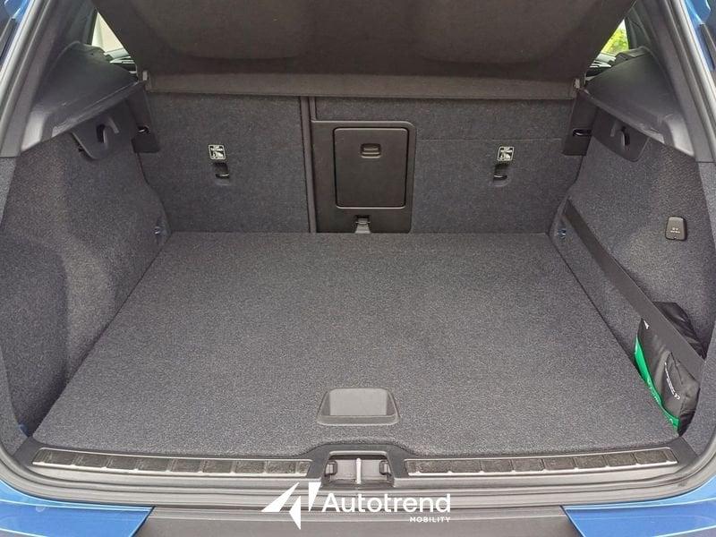 Volvo XC40 D3 150 CV AWD Automatica NAVI LED R-design
