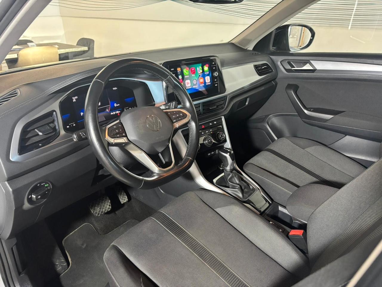 Volkswagen T-Roc 2.0 TDI 150 CV AUTOMATICO