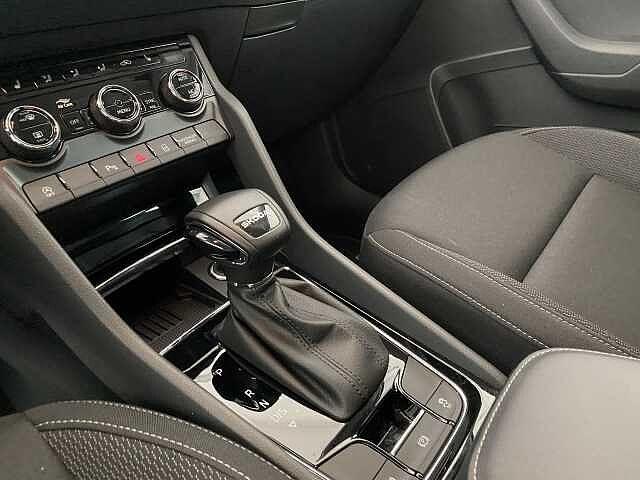 SKODA Karoq 1.5 TSI ACT DSG Executive