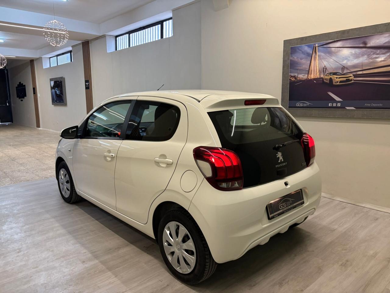 Peugeot 108 1000cc 72cv VTi 5 porte Allure