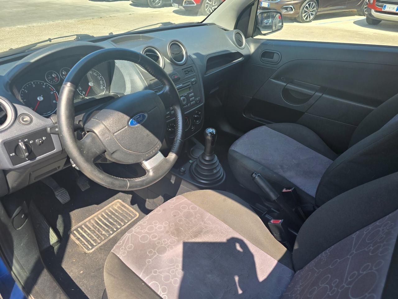 Ford Fiesta 1.6 TDCi 3p. Ghia