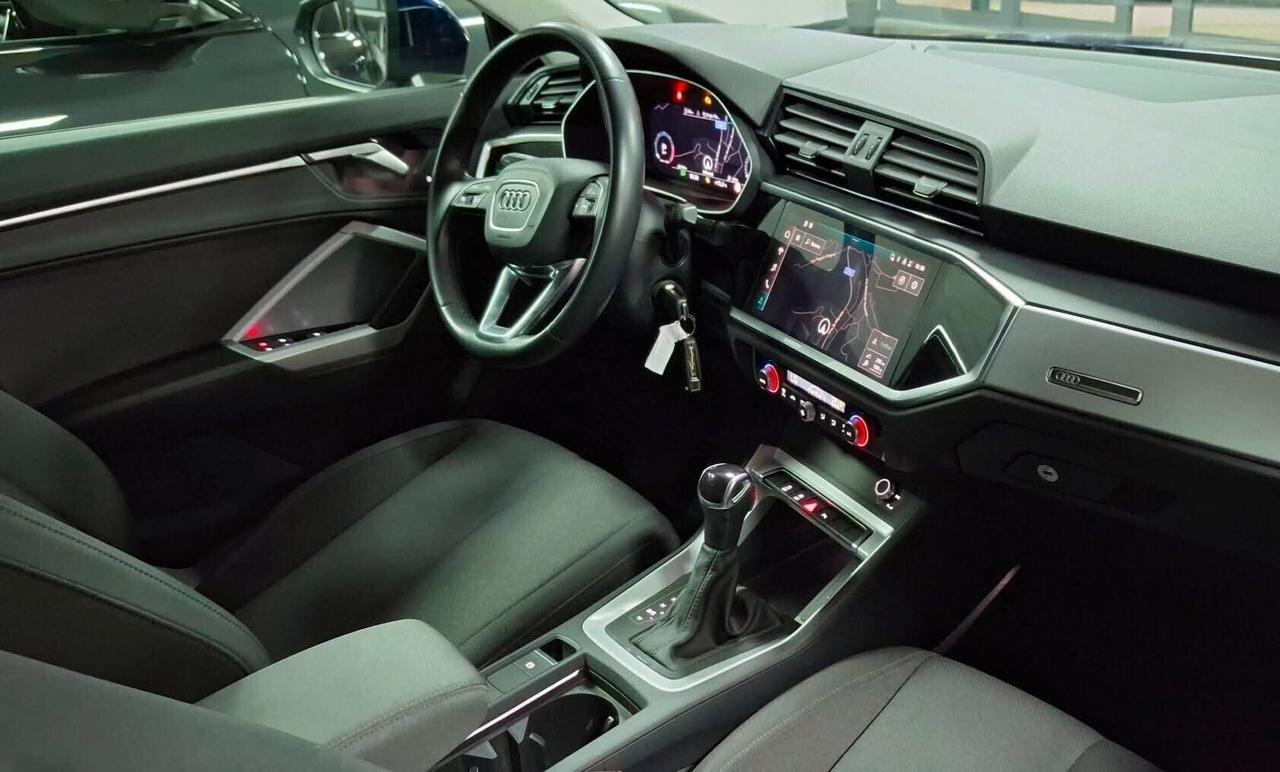 Audi Q3 35 TDI S tronic Business Advanced