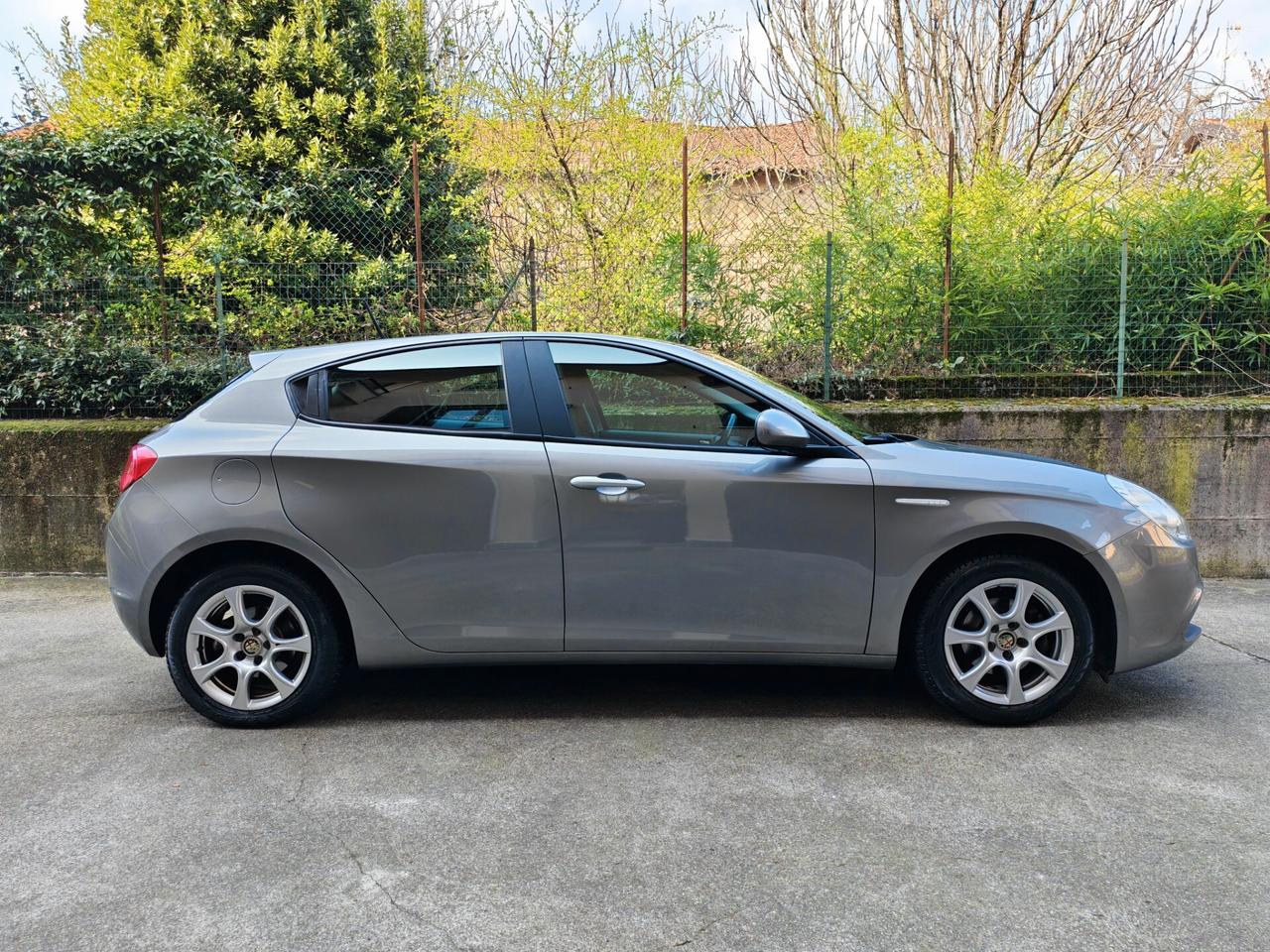 Alfa Romeo Giulietta 1.4 BENZINA-GPL 120cv / Unipro