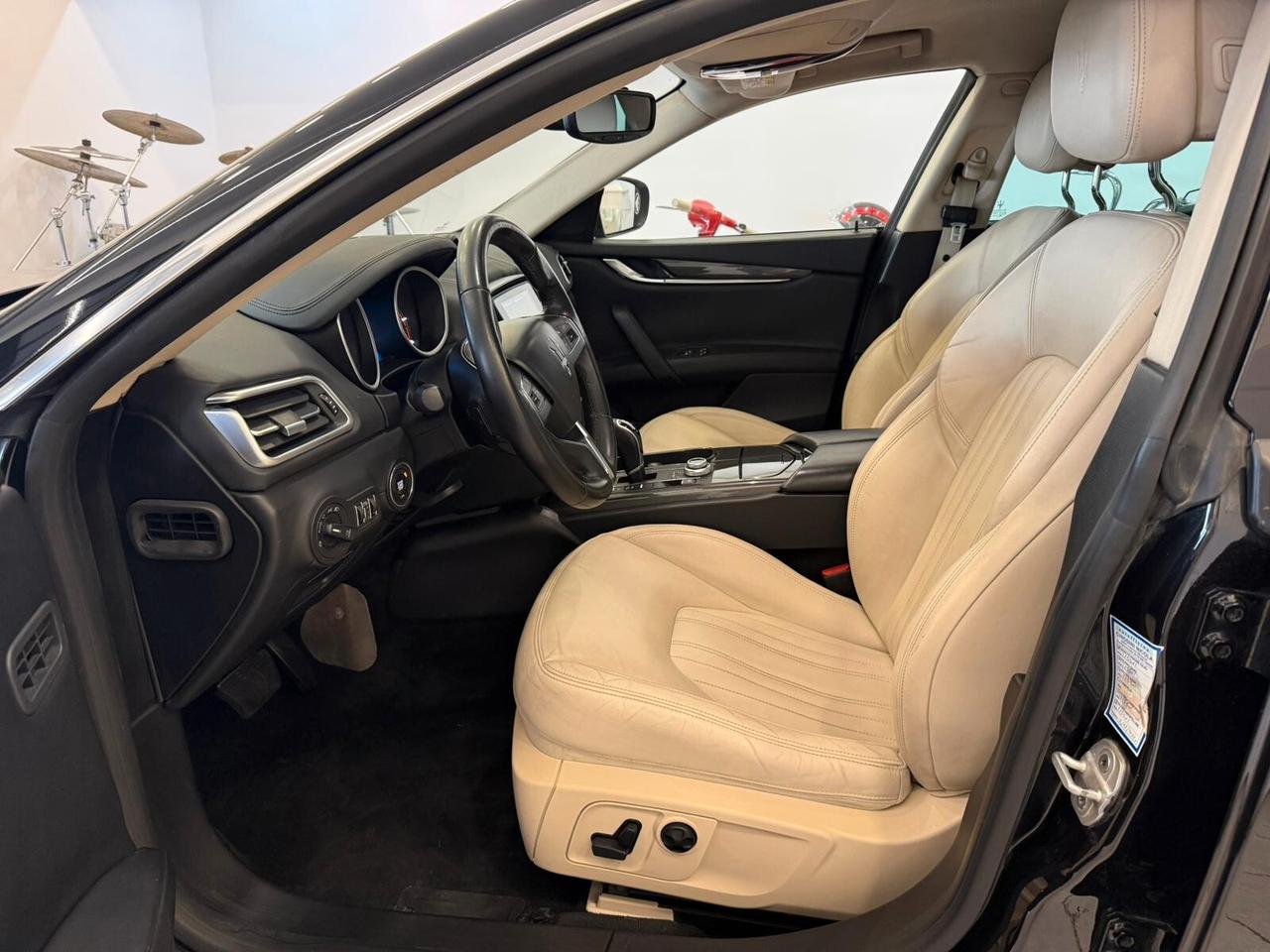 Maserati Ghibli 3.0 V6 Diesel 250CV Granlusso 2017