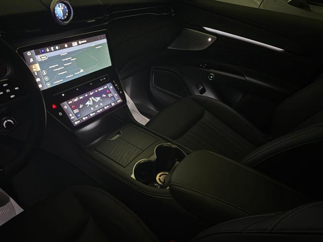 MASERATI Grecale Grecale MHEV 2.0 300 CV GT TETTO APR/PAN.