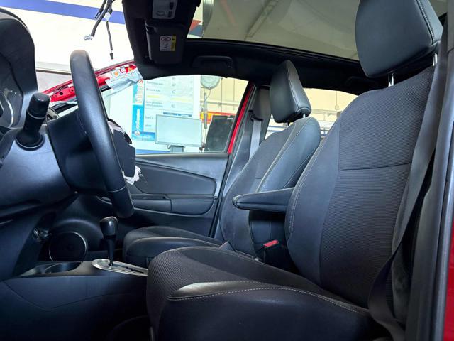 TOYOTA Yaris 1.5 Hybrid 5 porte Trend "Red Edition"