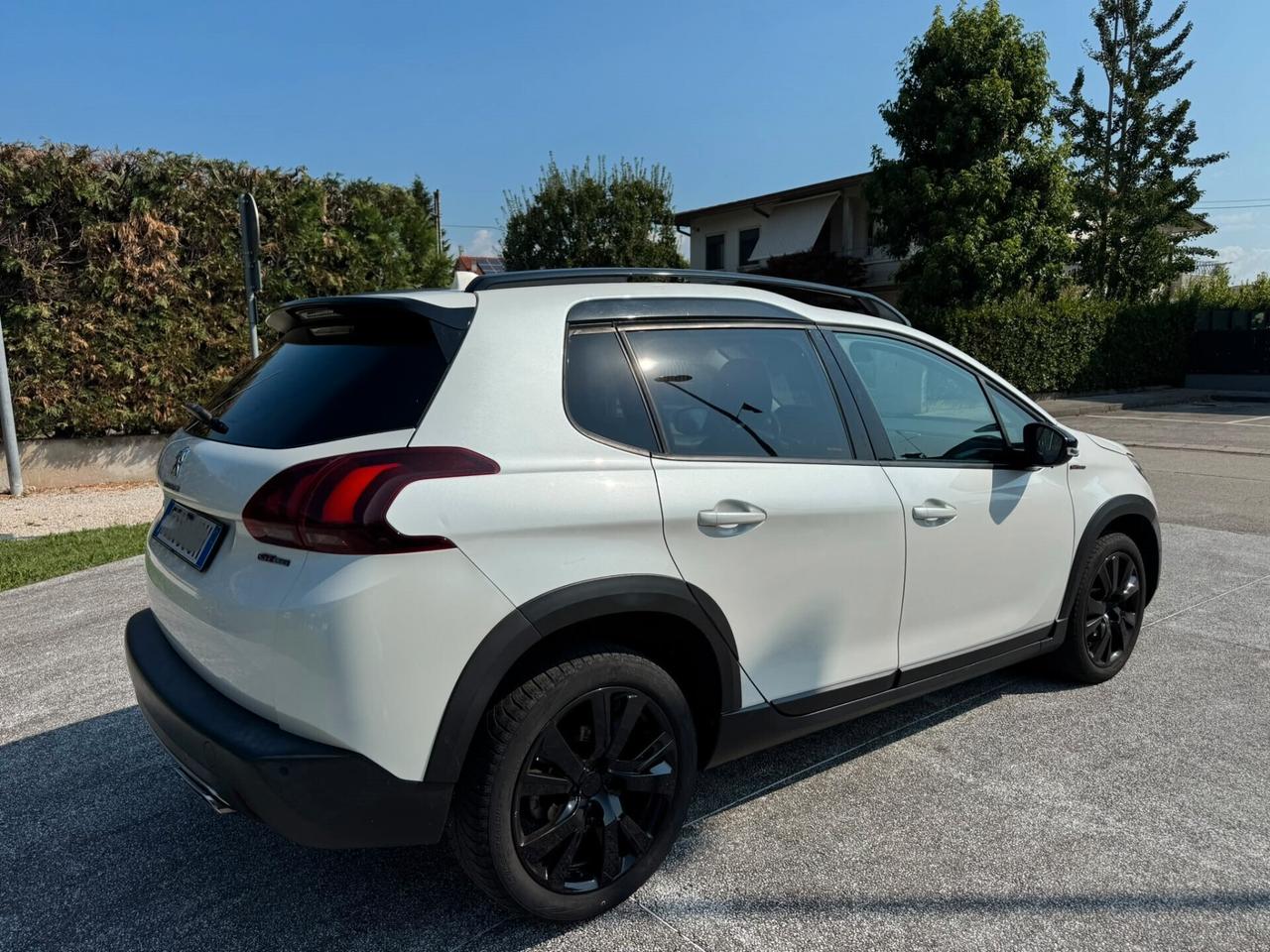 Peugeot 2008 PureTech Turbo 110 S&S GT Line