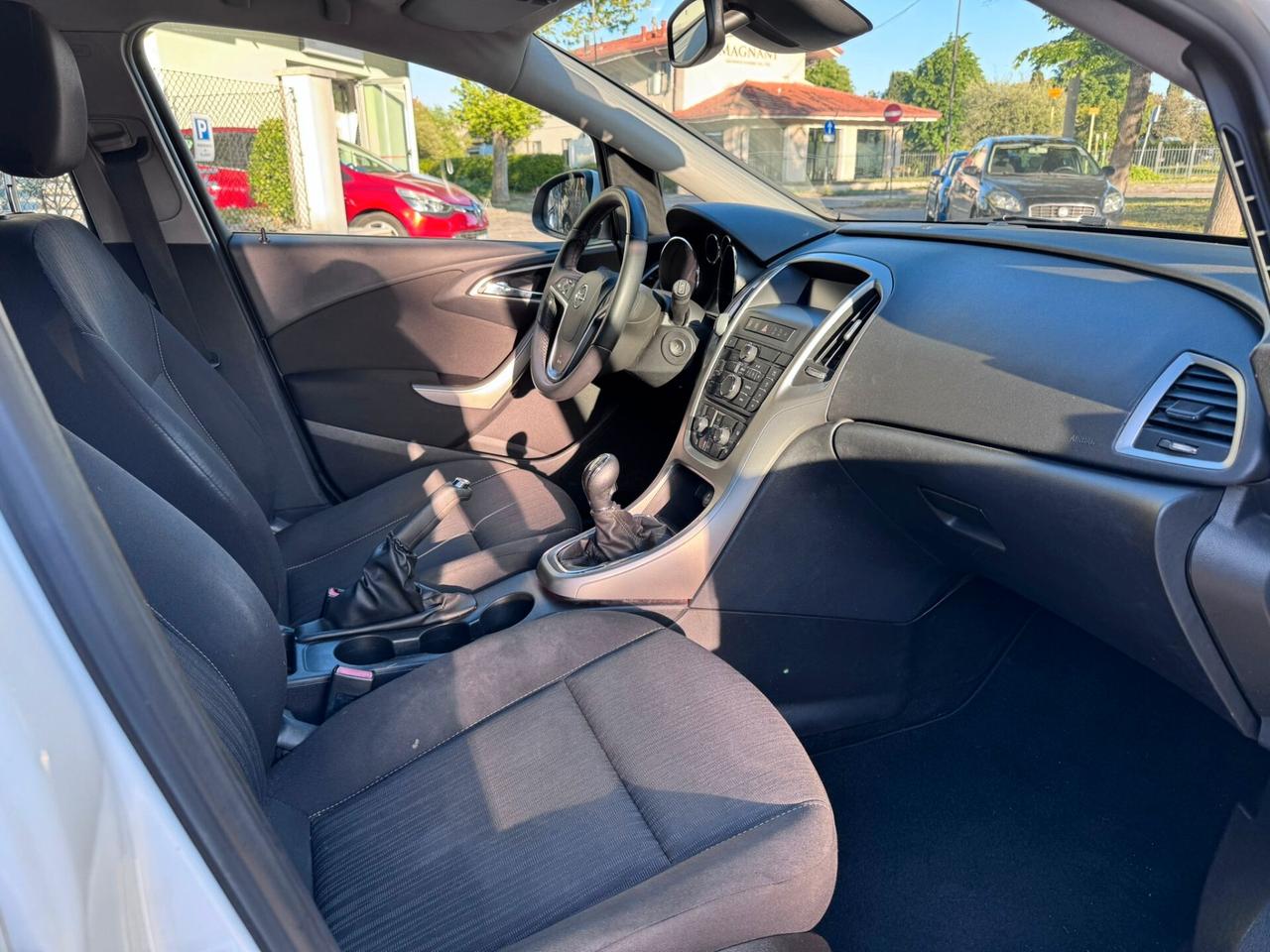 Opel Astra 1.4 100CV 5 porte Elective