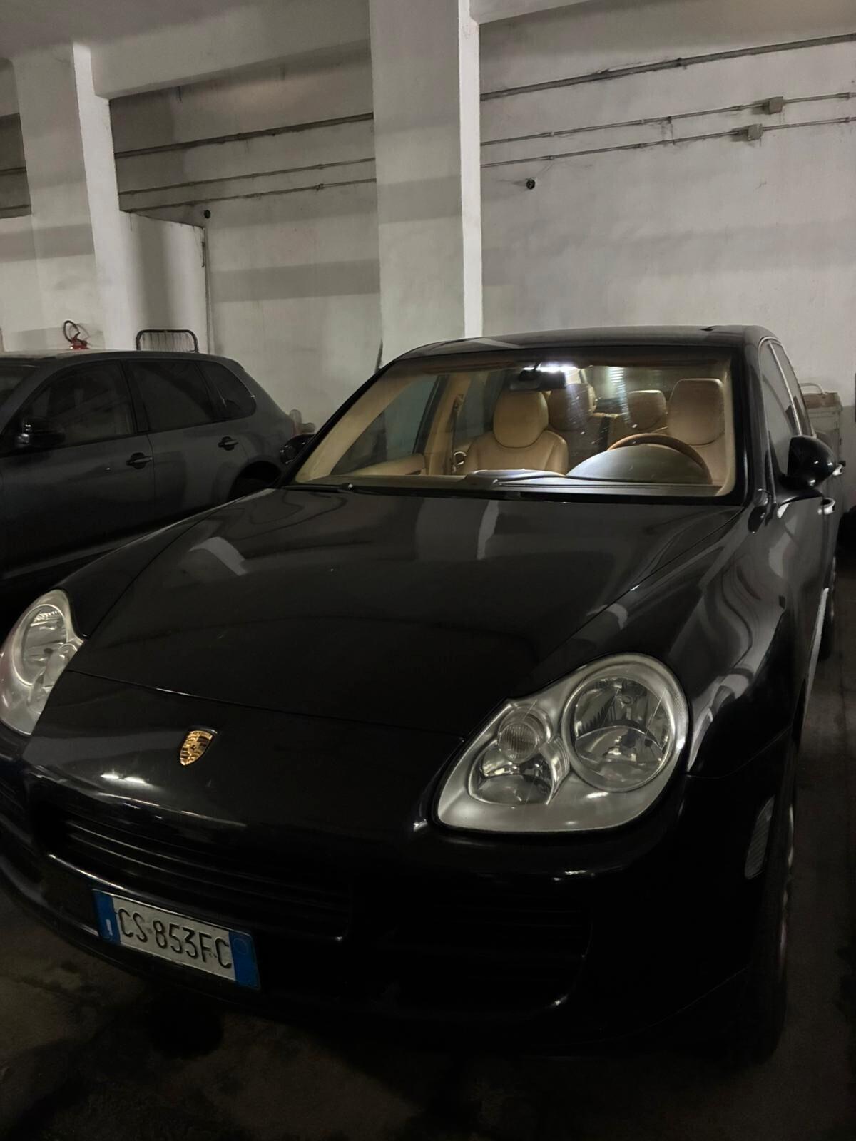 Porsche Cayenne 4.5 cat S