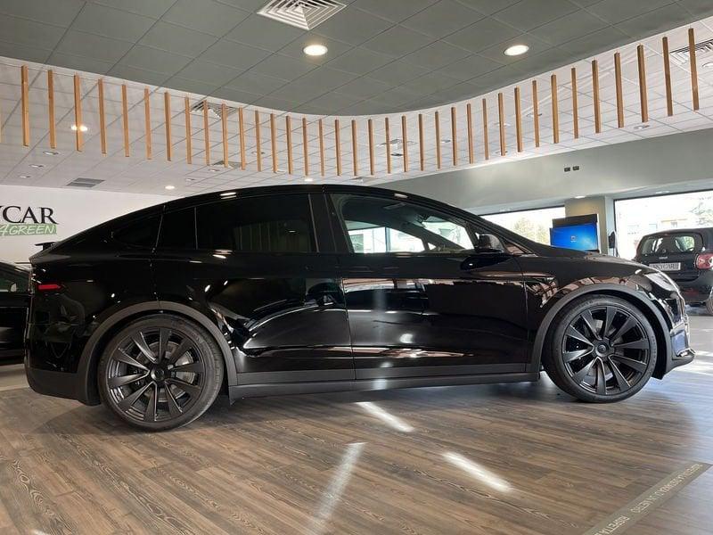 Tesla Model X Plaid 6 Posti