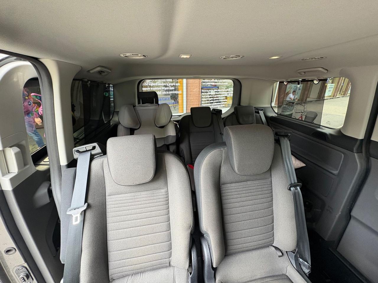 Ford Tourneo Custom 2.0 EcoBlue Titanium