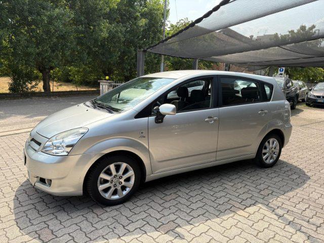 TOYOTA Corolla Verso 2.0 16V D-4D Sol OK NEOPATENATO