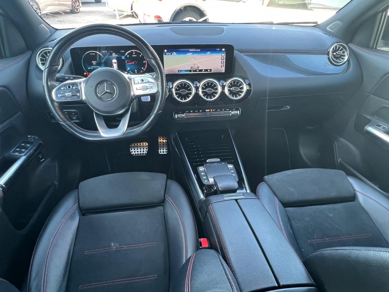 Mercedes-benz GLA 180 d Premium FINANZIABILE