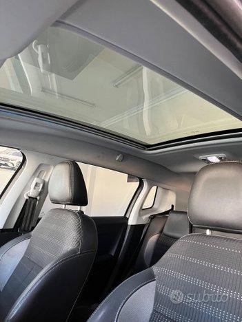 Peugeot 2008 BlueHDi 100 Allure anno 2017