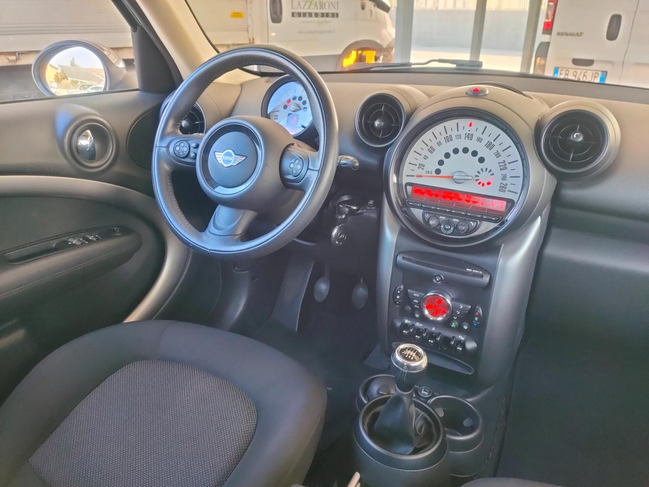 Mini Cooper D Countryman 1.6 One neopatentati