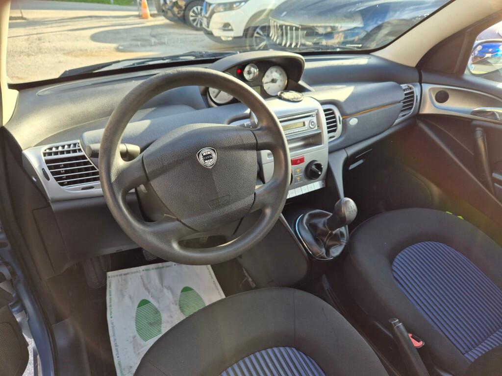 Lancia Ypsilon 1.3 Multijet 75cv Buona