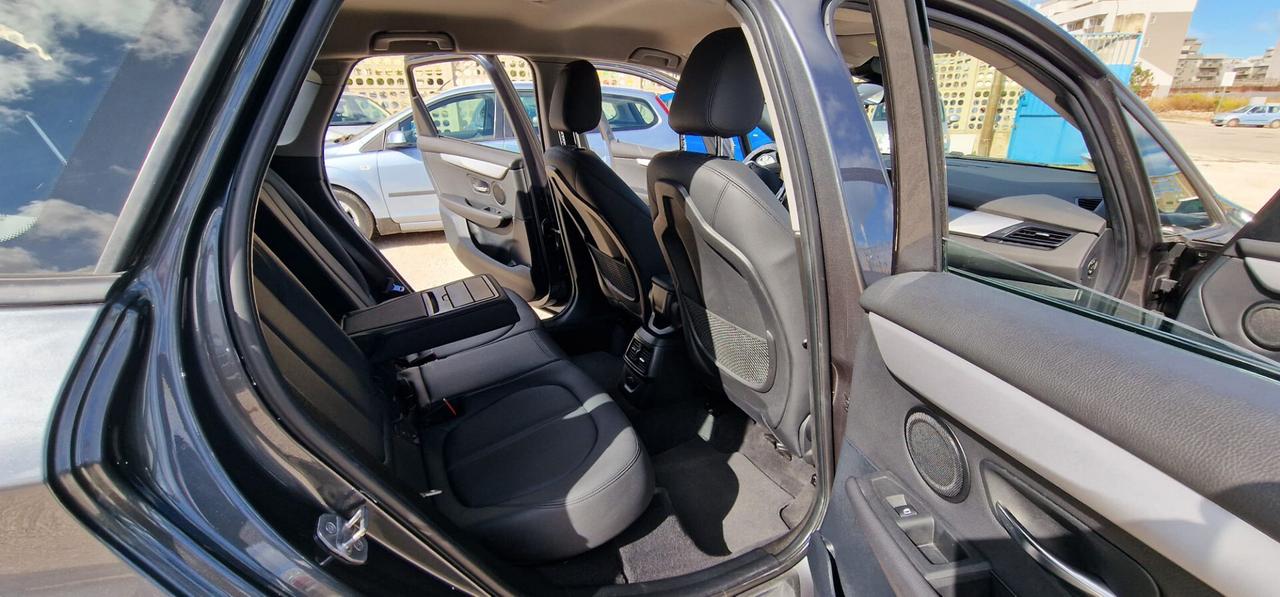 Bmw 218D Active Tourer Luxury 2015
