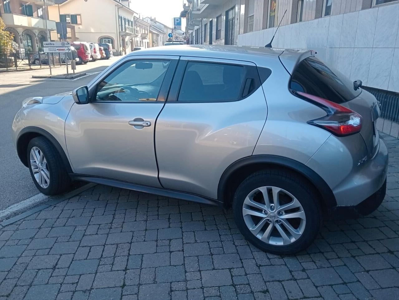 Nissan Juke 1.6 AT Acenta