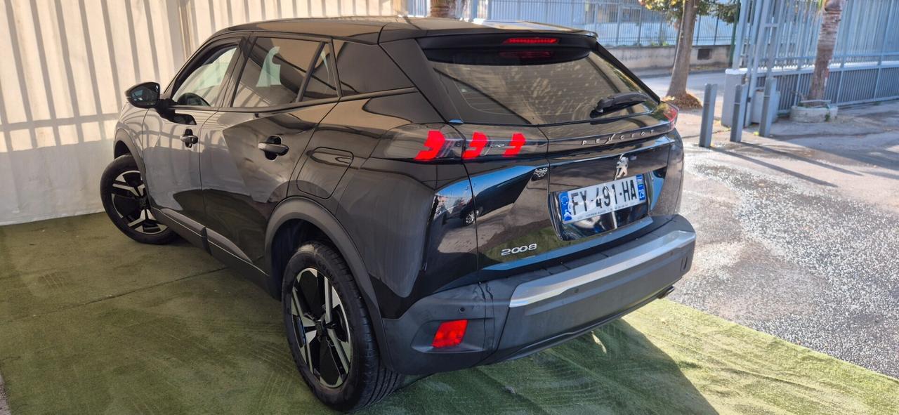 PEUGEOT 2008 1.5HDI 110CV U.proprietario 03/2021