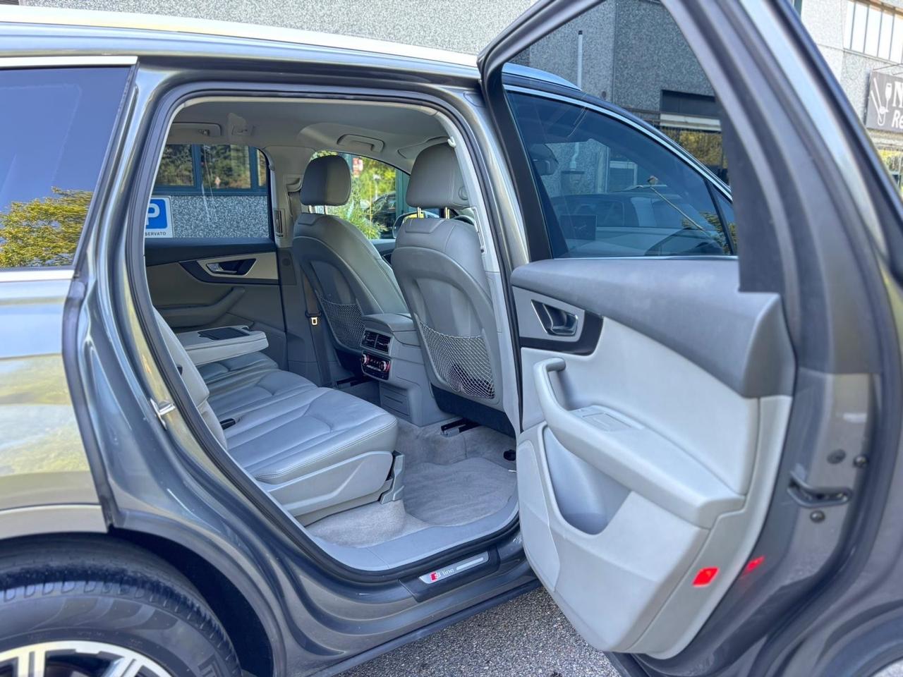 Audi Q7 3.0 TDI 272 CV quattro tiptronic S-LINE 5 posti
