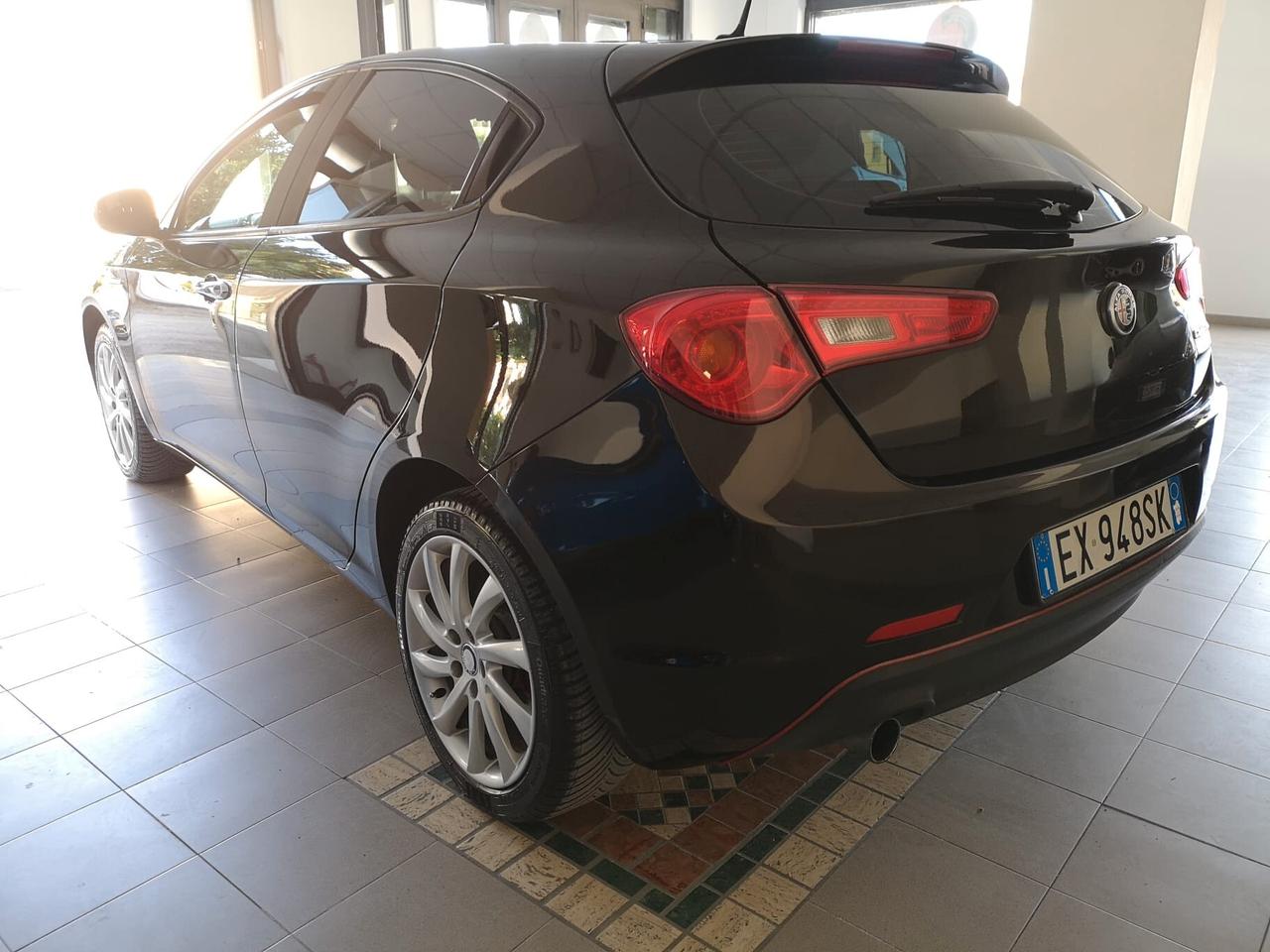 ALFA ROMEO Giulietta 1.6 JTDm-2 105 CV Business