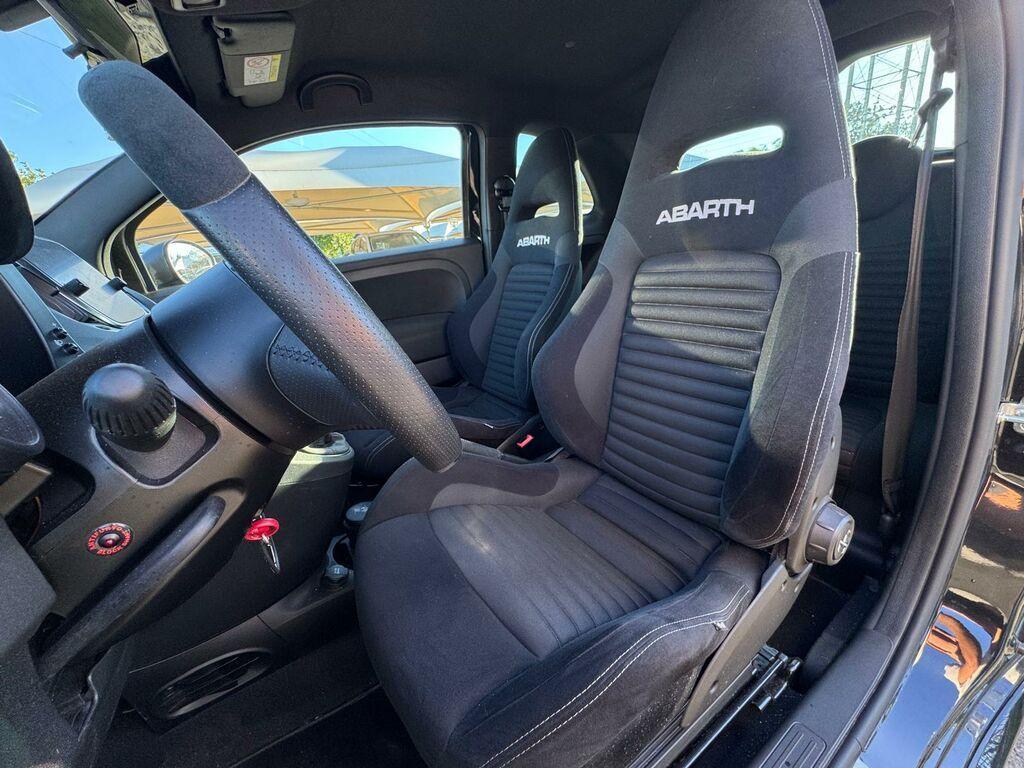 Abarth 595 1.4 T-Jet Competizione