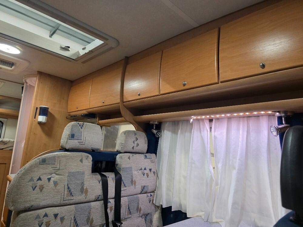 CAMPER MCLOUIS TANDY 670