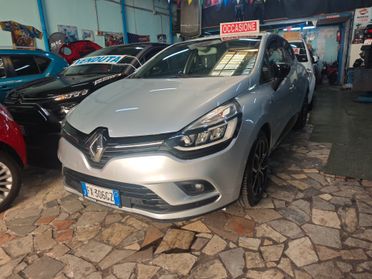 Renault Clio dCi 8V 90 CV 5 porte Moschino Intens