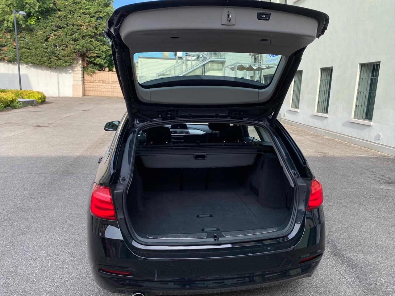 Bmw 316 316D Touring Luxury