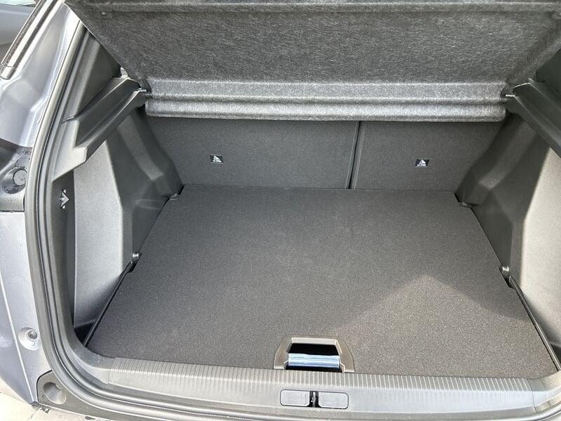Peugeot 2008 II 2023 1.2 hybrid Allure 145cv e-dcs6