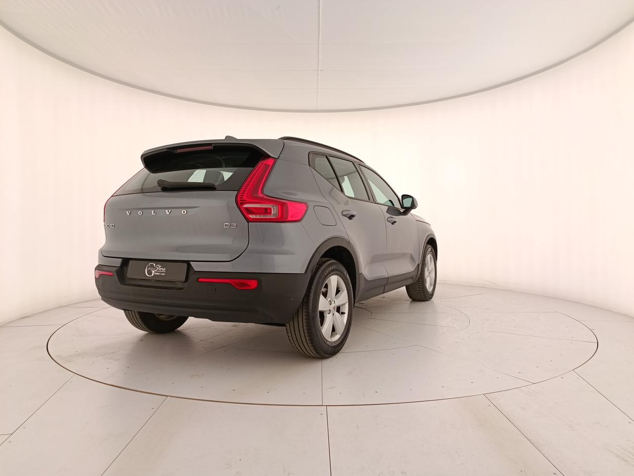 VOLVO XC40 2.0 d3
