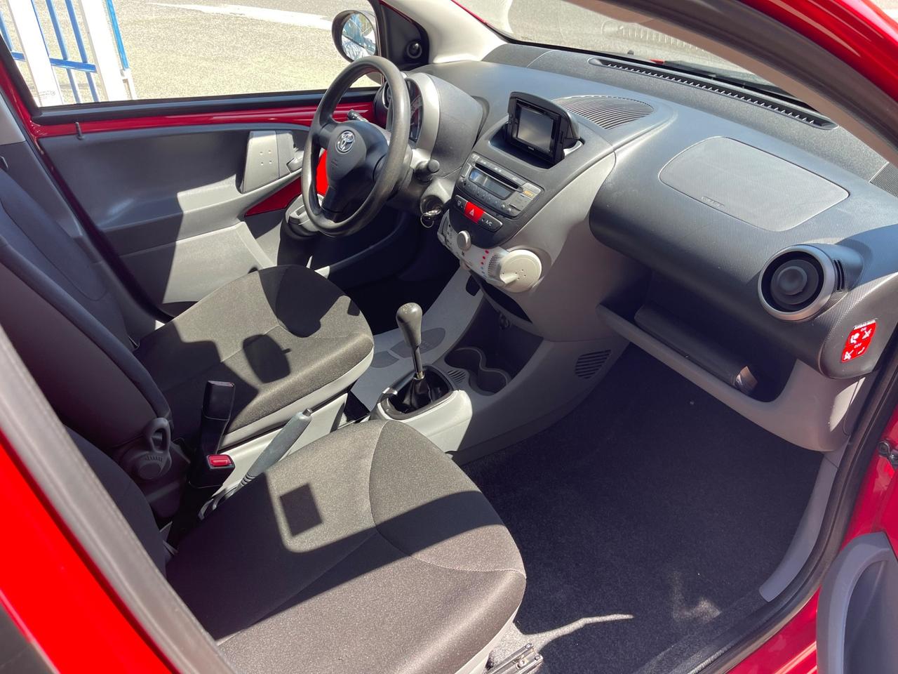 Toyota Aygo 1.0 12V VVT-i 5 porte CONNECT