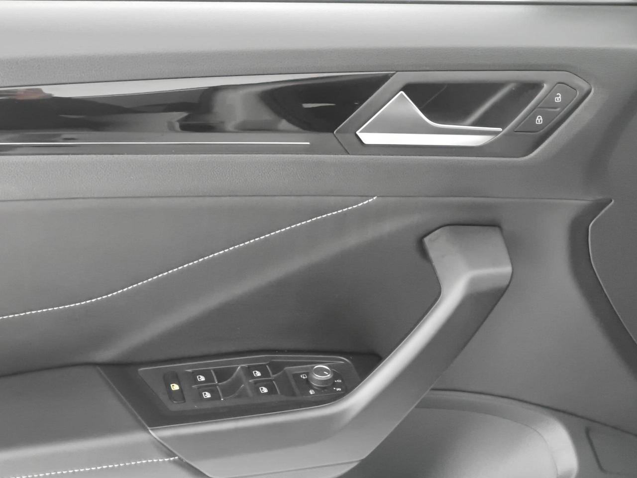 Volkswagen T-Roc 1.5 tsi R-Line