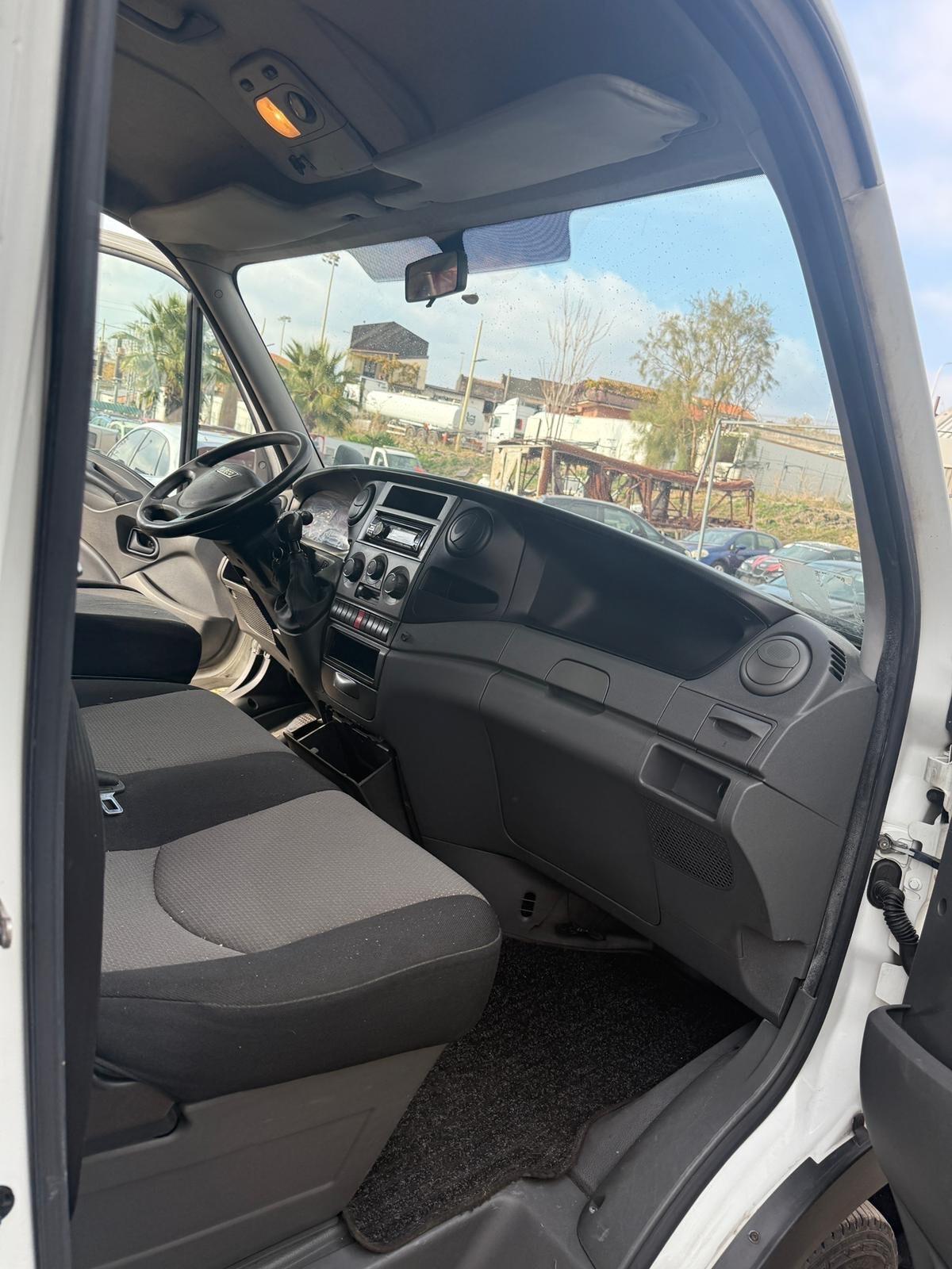 Iveco Daily 35c11. MOTORE REVISIONATO